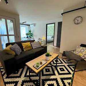 https://emerald-apartment.inbudapesthotels.com